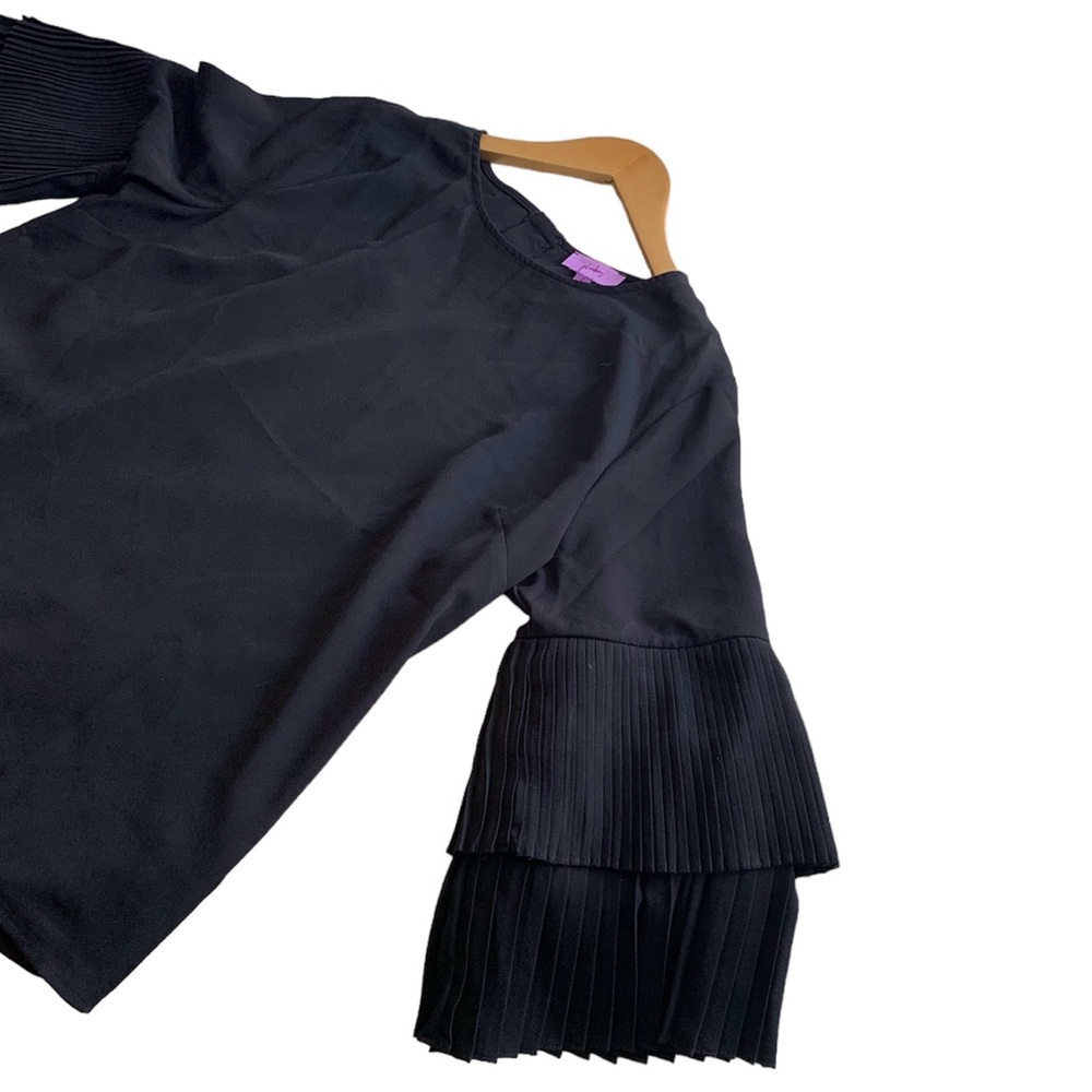 Black top with pleated bell sleeves and zip up back , Large, NWT